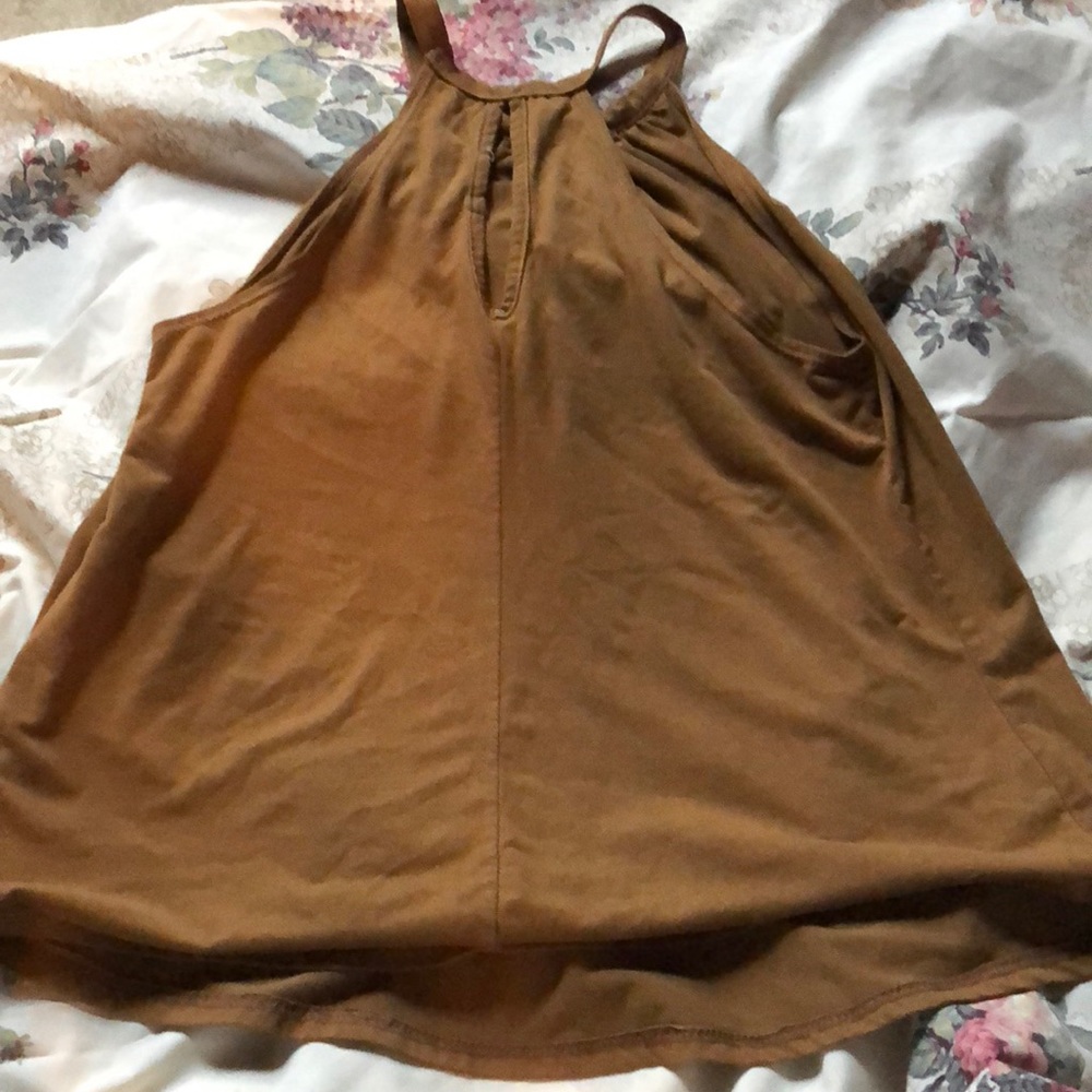 Top - Picture 2 of 2